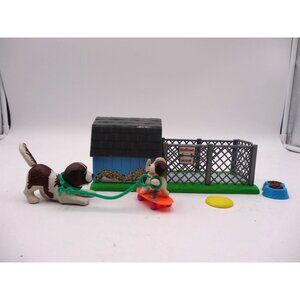 Littlest Pet Shop LPS Beethoven's 2nd Back Yard Kennel Tug ‘n Play Vintage 1993